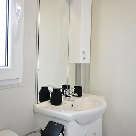 Anasta Mobile Homes Kamp alanı Pirovac